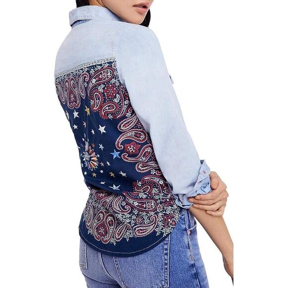 Free People Bandana Bandit‎ Button Long Sleeve Shirt Button Up Denim Size Small - Picture 1 of 11